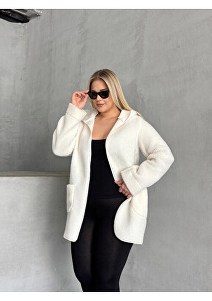 Büyük Beden Önü Kapamasız Cepli Kapüşonlu Ince Peluş Ceket 301256 fiyatları