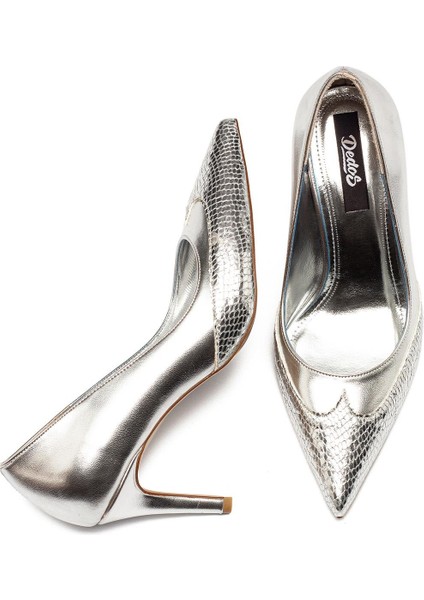 Kadın Parlak Yılan Desenli Topuklu Ayakkabı 3010 modelleri