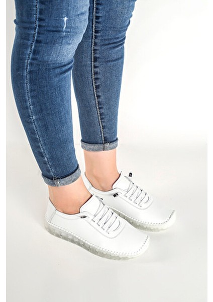Hakiki Deri Yumuşak Rahat Esnek Bağcıklı Günlük Anne Beyaz Klasik Kadın Ayakkabı fırsatları