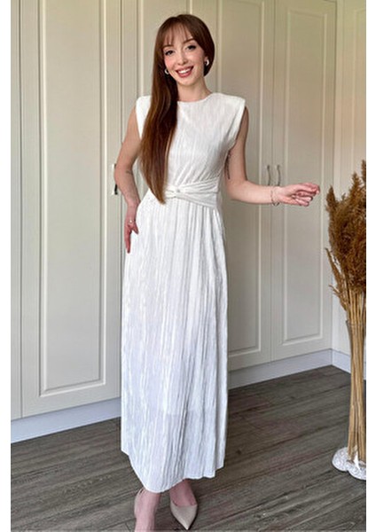 Vatkalı Krinkıl Midi Bel Detaylı Beyaz Elbise fırsatları