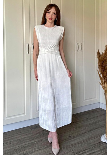 Vatkalı Krinkıl Midi Bel Detaylı Beyaz Elbise
