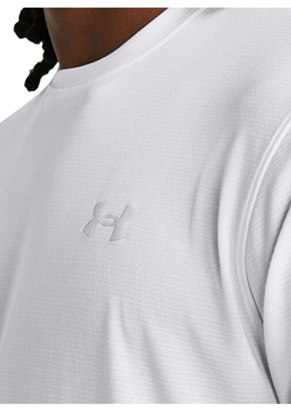 1382582-100 Ua Launch Shortsleeve Beyaz Erkek T-Shirt fiyatları