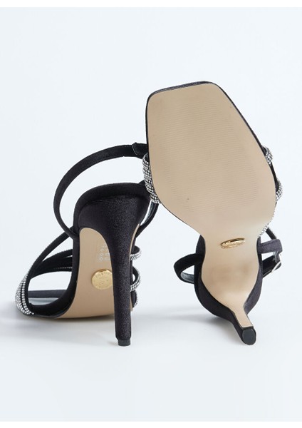 Siyah Kadın Topuklu Ayakkabı Freda fırsatları