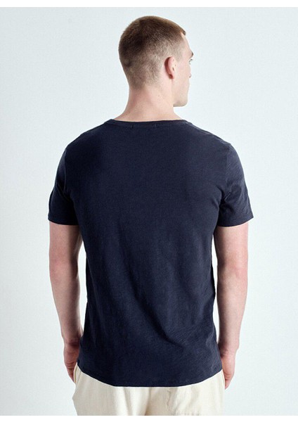 Lacivert Erkek Standart Desensiz T-Shirt MBYSA18BH25NAVY fırsatları