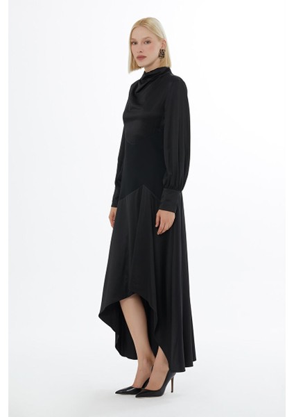 Degaje Yakalı Bel Detaylı Midi Siyah Elbise modelleri