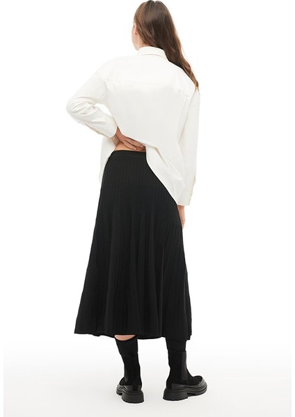 Siyah Orta Bel Midi Triko Etek modelleri