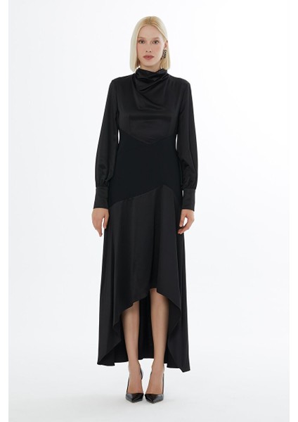 Degaje Yakalı Bel Detaylı Midi Siyah Elbise