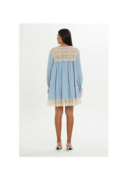 Dantel Detaylı Mavi Kısa Elbise fırsatları