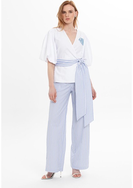 Inci Motifli Beyaz Bluz