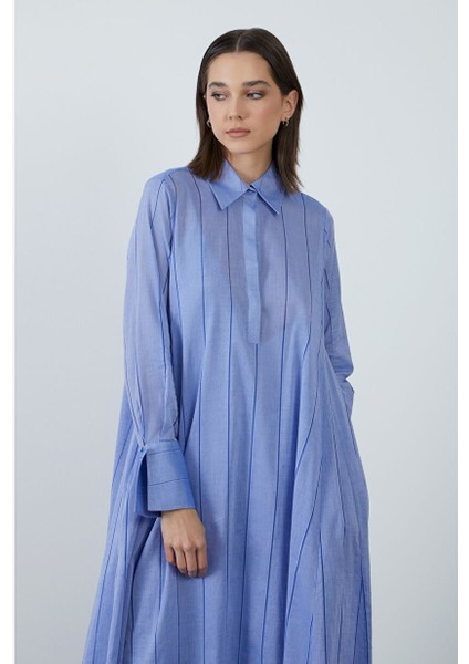 Arkada Derin Pilili Kol Detaylı Mavi Elbise fiyatları