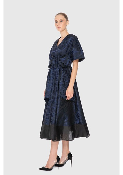 Fiyonk Detaylı V Yaka Midi Lacivert Elbise fiyatları