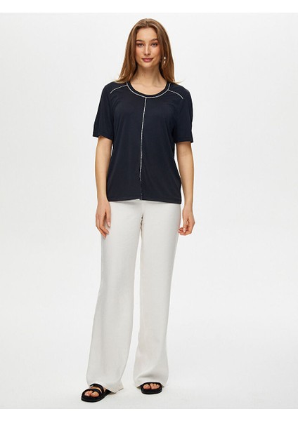 Kontrast Şerit Detaylı Yuvarlak Yaka Kaşkorse T-Shirt S25TSH083