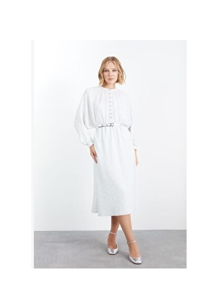 Reglan Kollu Beyaz Midi Boy Elbise