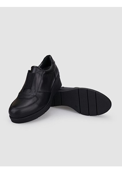 %100 Hakiki Deri Siyah Lastikli Kadın Comfort Ayakkabı modelleri