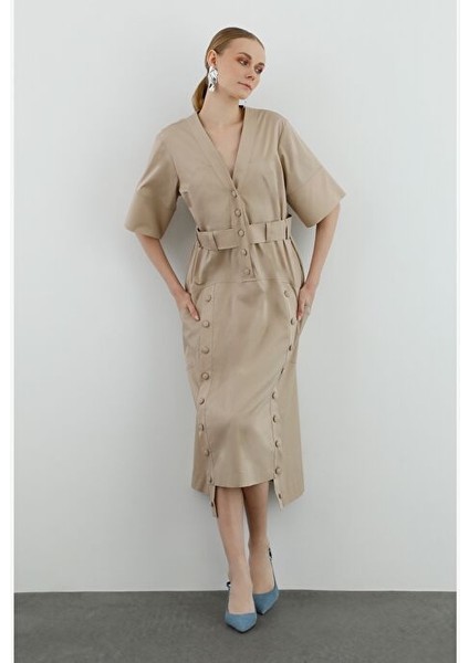 Düğme Detaylı Cepli Midi Kahverengi Elbise
