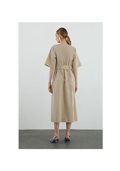 Düğme Detaylı Cepli Midi Kahverengi Elbise fırsatları