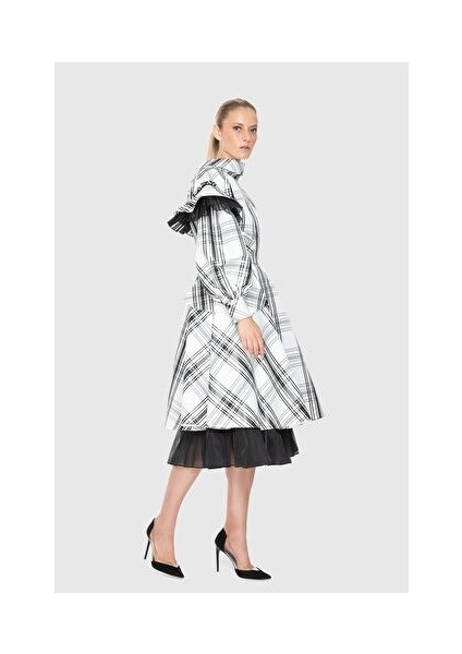 Kollari Hacimli V Yaka Midi Boy Siyah Elbise fiyatları