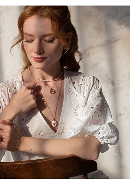 Beyaz Mineli Kutup Yıldızı Madalyon Kolye Rose Gold