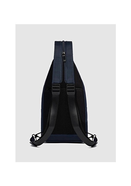 Lacivert Erkek Suni Deri Sırt Çantası CA6540W129/BLU modelleri