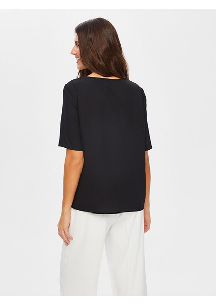 Yuvarlak Yaka Taş Detaylı Kısa Kol Bluz S25BLZ002 modelleri