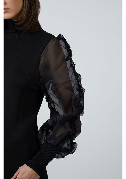 Kolları Transparan Fırfır Detaylı Siyah Triko Elbise fiyatları