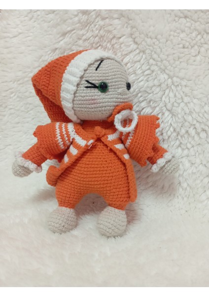 Sevimli Amigurumi Emzikli Bebek
