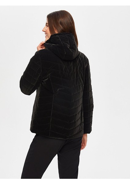 Zincir Şerit Detaylı Kadife Görünümlü Kapitone Mont 005 indirimleri