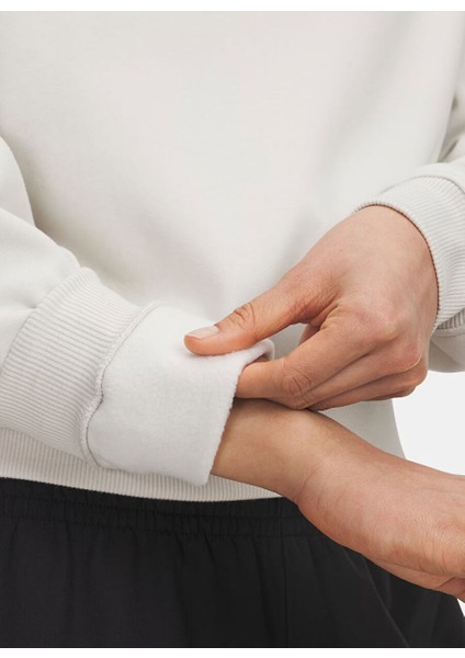 6003675-110-UA Icon Vida Flc Crew Beyaz Kadın Crop Sweatshirt modelleri