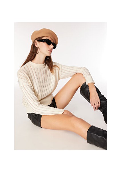 Beyaz - Gümüş Kadın Bisiklet Geniş Fit Varaklı Kazak F4WL-KZK0607 fırsatları