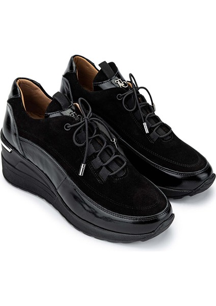 Siyah Kadın Deri Günlük Ayakkabı 599 0127-401 Bn Ayk SK24-25_BYNR1 fiyatları