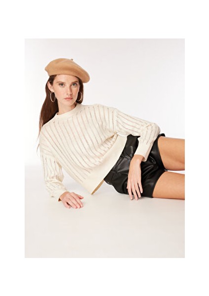 Beyaz - Gümüş Kadın Bisiklet Geniş Fit Varaklı Kazak F4WL-KZK0607 indirimleri