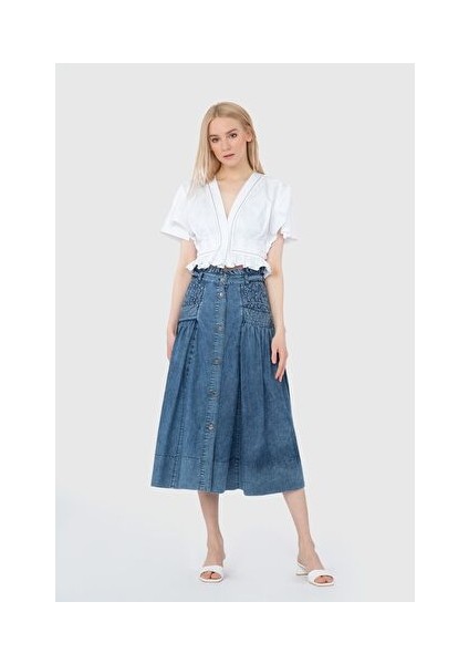 Şerit ve Fırfır Detaylı V Yaka Crop Boy Poplin Beyaz Bluz