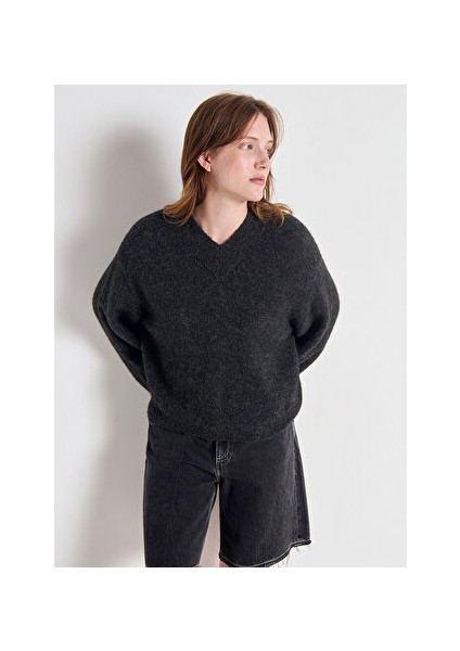 Antrasit Kadın V Yaka Standart Kazak EAST18TH25ANTHCH fiyatları