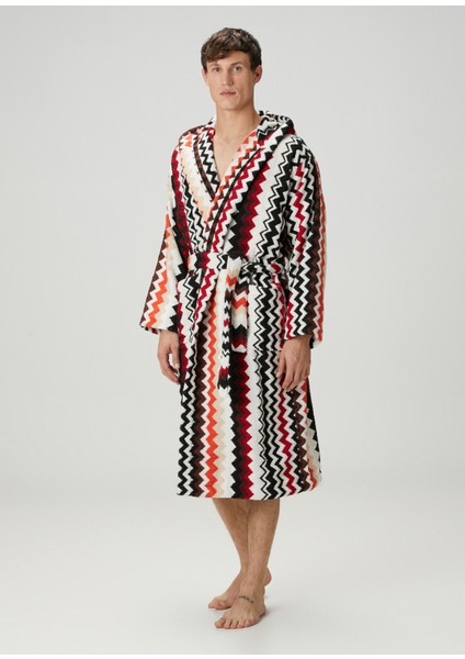 Kırmızı Zikzak Desenli Bornoz modelleri