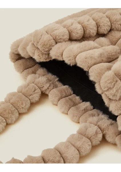 Kürklü Çanta Krem modelleri