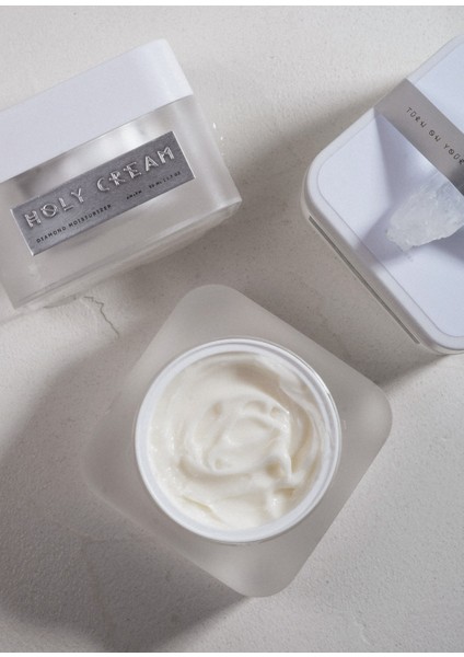 Holy Cream Diamond Moisturizer Yaşlanma Karşıtı Nemlendirici Yüz Kremi 50 ml fırsatları