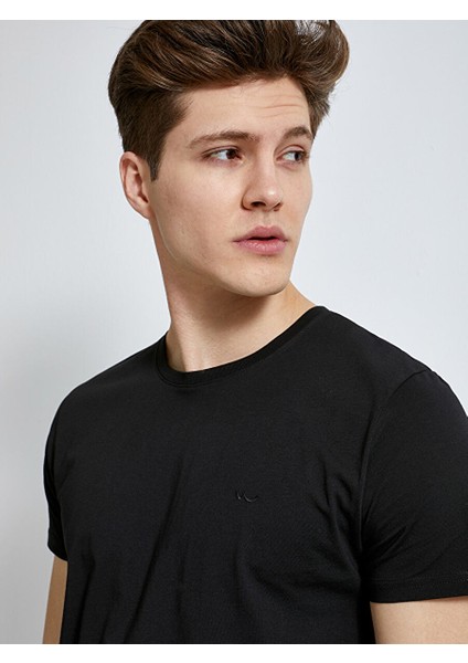 Bisiklet Yaka Basıc Siyah T-Shırt modelleri