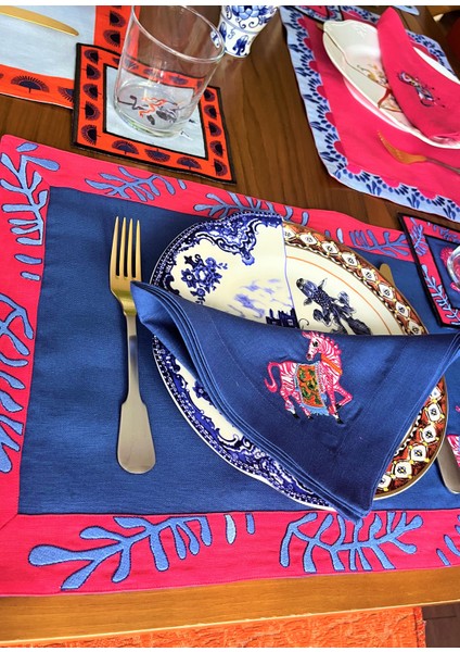 Pembe Zebra Desenli Dekoratif Amerikan Servisi modelleri