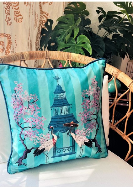 Turna Desenli Turkuaz Dekoratif Kırlent Kılıfı 50X50 cm fiyatları