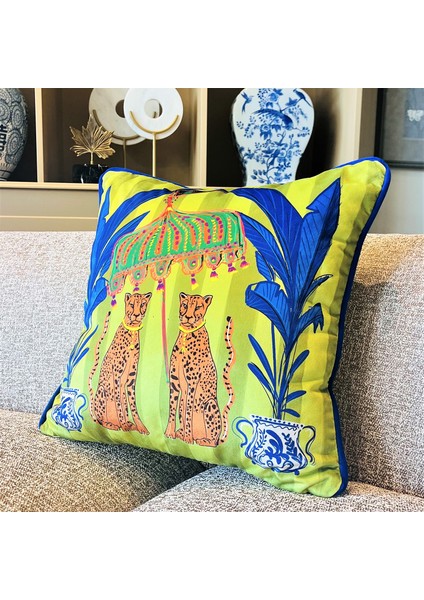 Leopar Desenli Yeşil Dekoratif Kırlent Kılıfı 50X50 cm modelleri