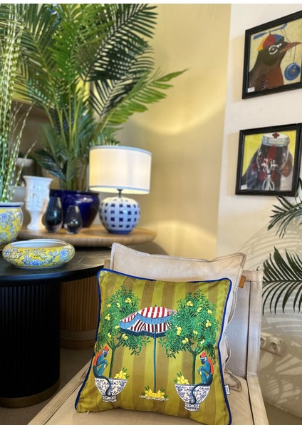 Maymun Desenli Dekoratif Kırlent Kılıfı 50X50 cm fırsatları