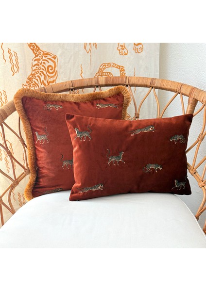 Leopar Desenli Kiremit Kadife Dekoratif Kırlent Kılıfı 35 x 50 cm modelleri