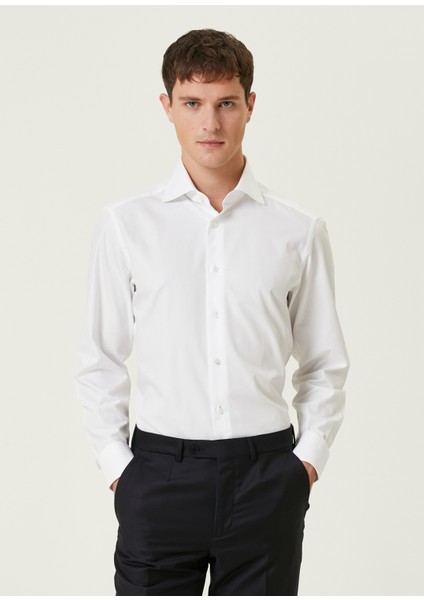 Beyaz Gömlek