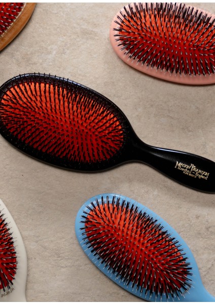 Pocket Sensitive Bristle Sb4 Dark Saç Fırçası modelleri