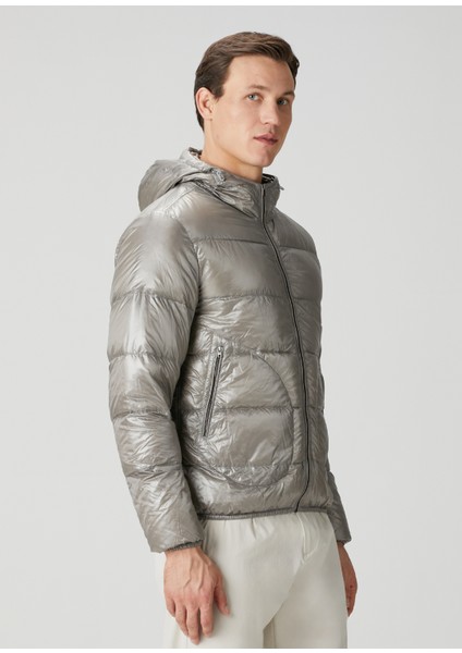 Gri Kapüşonlu Puff Mont modelleri