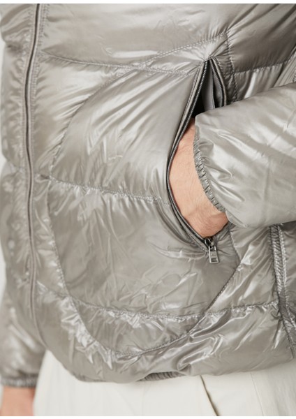Gri Kapüşonlu Puff Mont