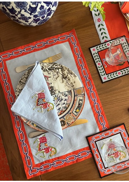 Beyaz At Desenli Dekoratif Amerikan Servis modelleri