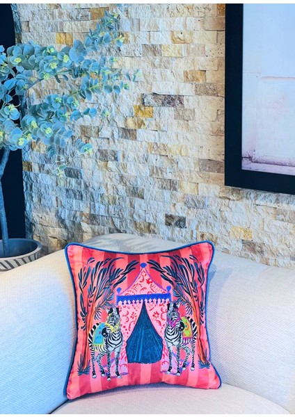 Zebra Desenli Dekoratif Kırlent Kılıfı 50X50 cm fırsatları
