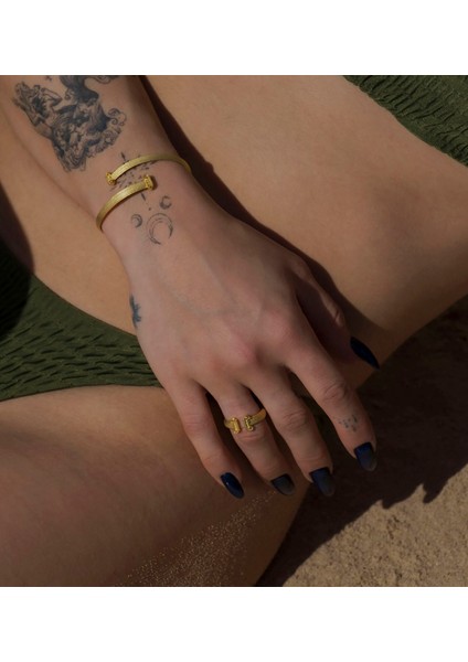 Ionic 925 Ayar Gümüş Üzeri 22 Ayar Altın Kaplama Kadın Bilezik fırsatları