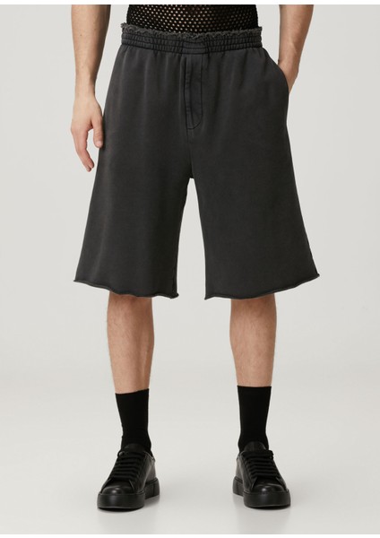Siyah Bermuda fiyatları